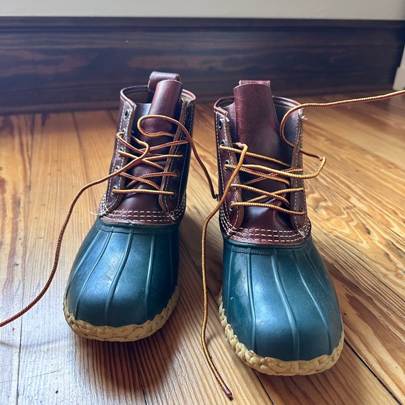 L.L.Bean Bean Boots Women’s Size 7 - Picture 2 of 4